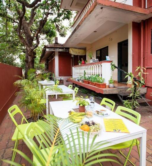 펜션 Nomadgao Vila Nova Comfort, Great Views, Fast Wifi & Interesting People