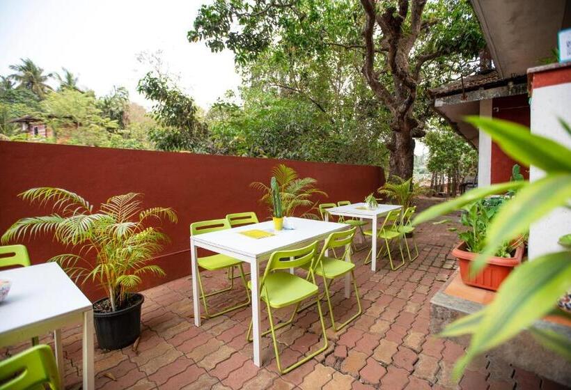 펜션 Nomadgao Vila Nova Comfort, Great Views, Fast Wifi & Interesting People