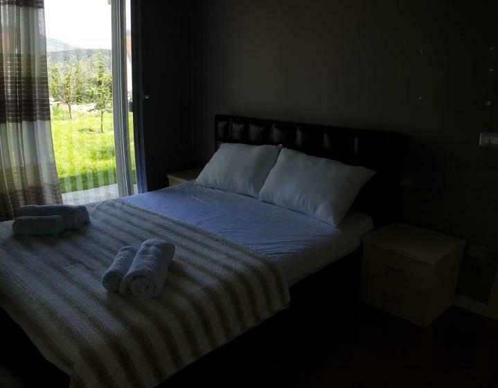 민박 Hilltop Hideaway