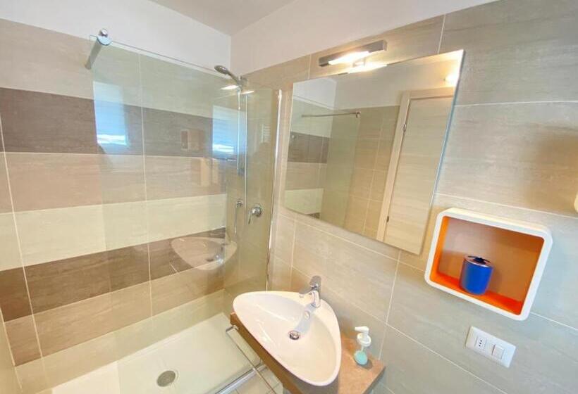 تختخواب و صبحانه Nice Residence