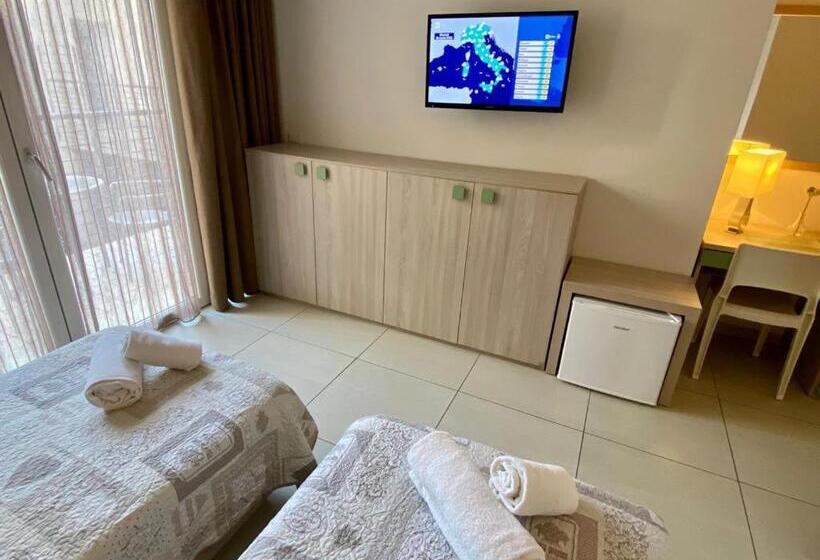 تختخواب و صبحانه Nice Residence