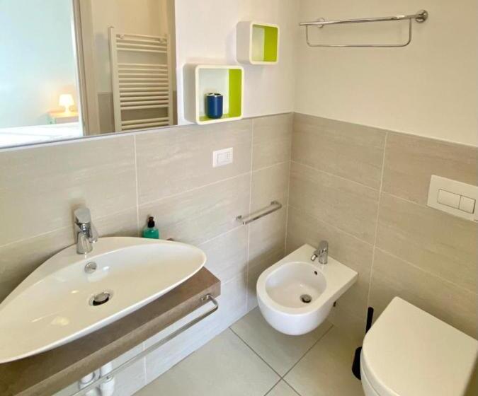 تختخواب و صبحانه Nice Residence