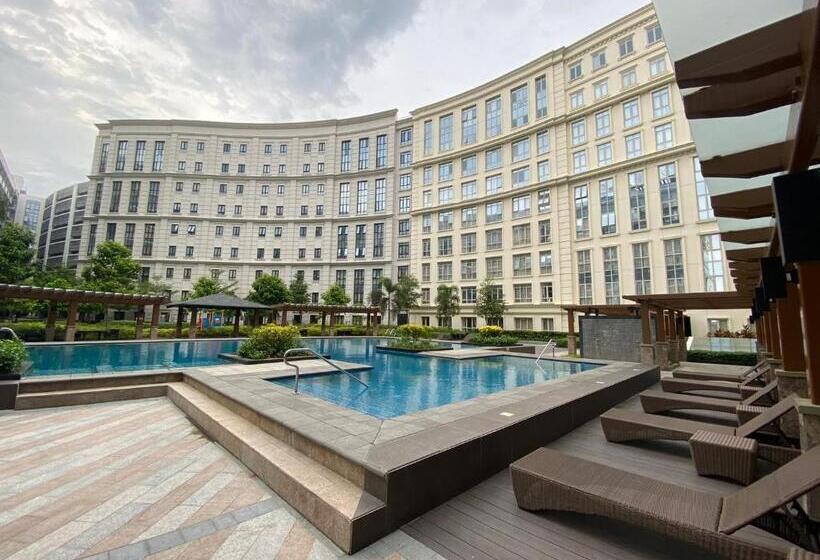 Cozyvilla At 81 Newport Blvd Walk To Naia T3 Marriott & Resorts World Casino & Newport Mall For 5 Pa