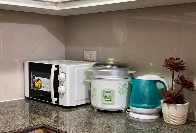 Cozyvilla At 81 Newport Blvd Walk To Naia T3 Marriott & Resorts World Casino & Newport Mall For 5 Pa