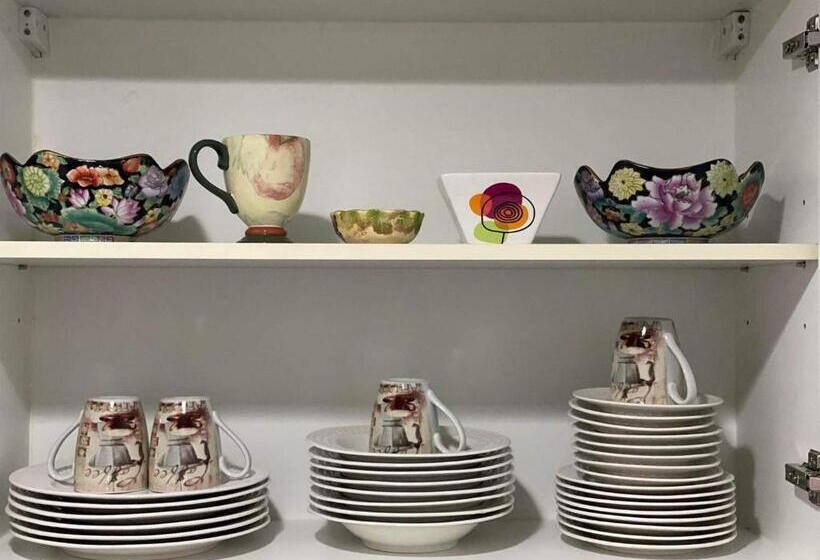 Cozyvilla At 81 Newport Blvd Walk To Naia T3 Marriott & Resorts World Casino & Newport Mall For 5 Pa