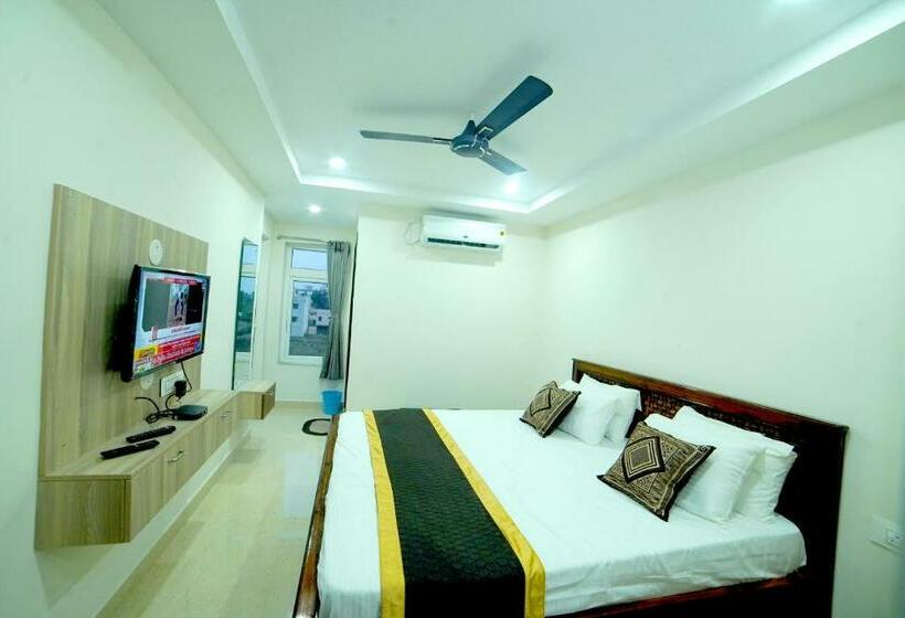 בית מלון כפרי Cannystay Rrr Marina