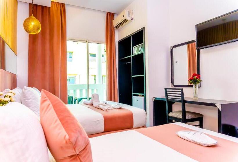 هتل Les Ambassadeurs