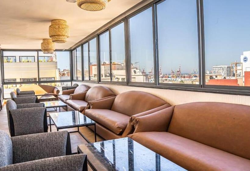 هتل Les Ambassadeurs