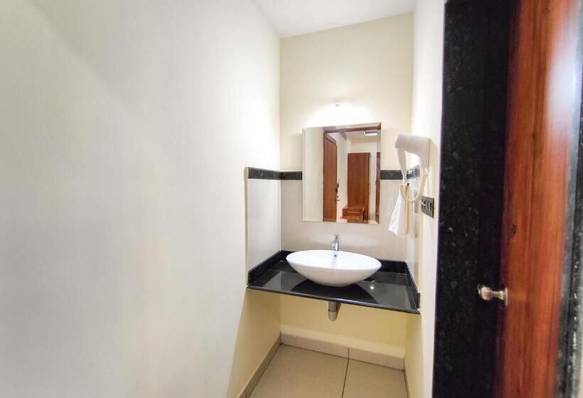 בית מלון כפרי Udupi Inn, Udupi