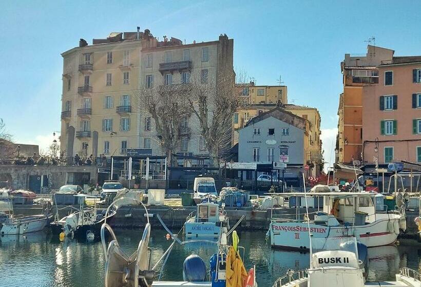 Les Studios Du Pêcheur   Hypercentre   Clim   City Trip