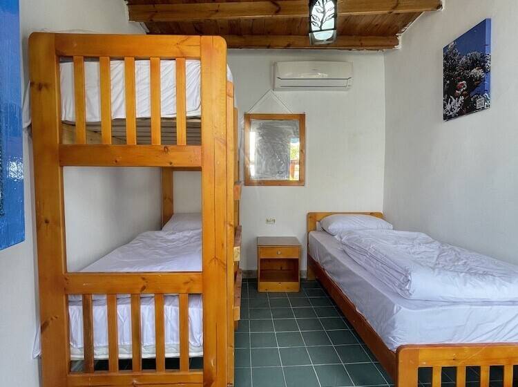 Auski Hostel Dahab
