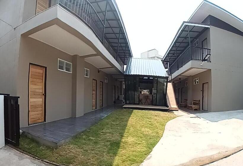 Hotel Hug Udon ฮักอุดร