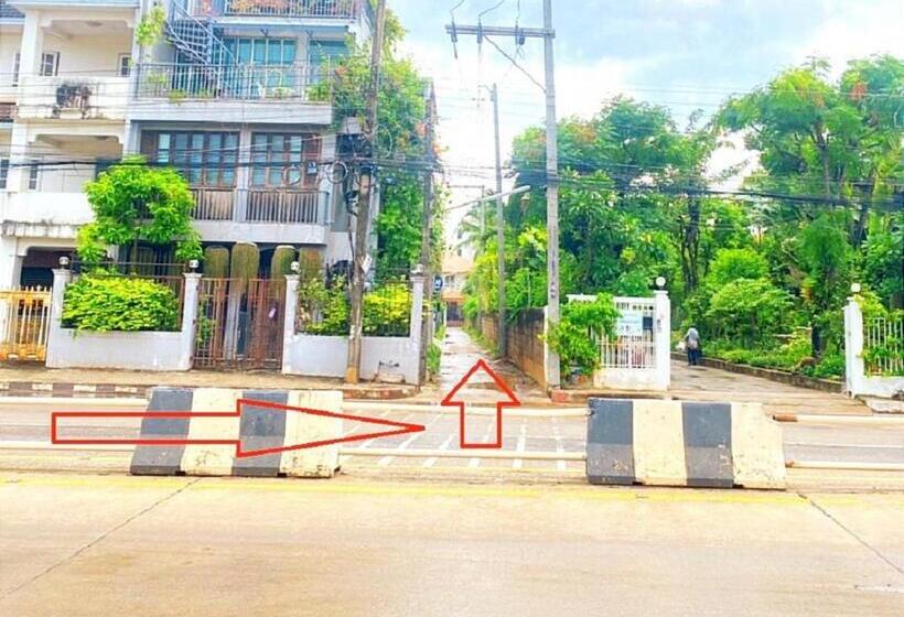 Hotel Hug Udon ฮักอุดร