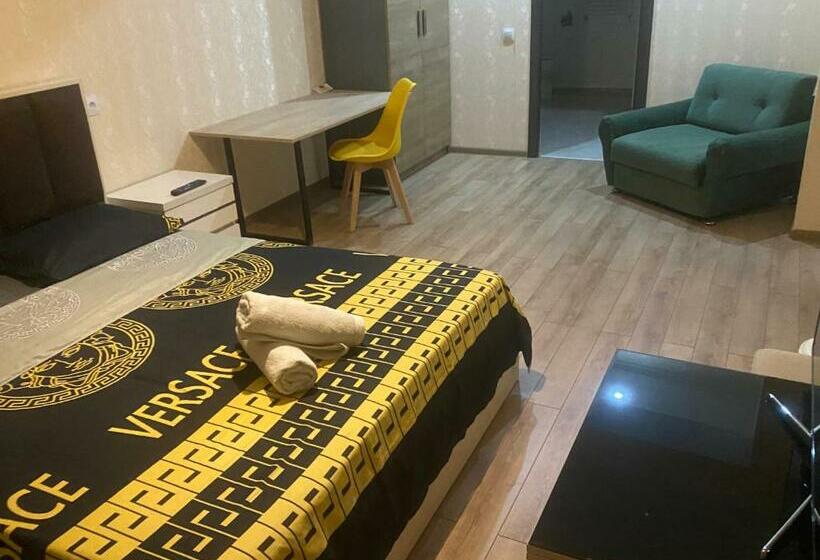 پانسیون La Home