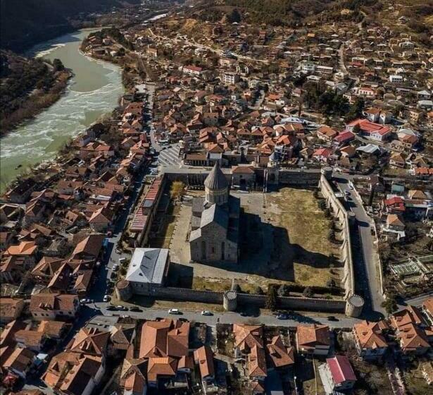 پانسیون La Home