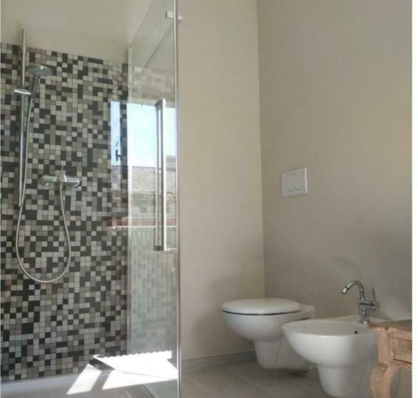 ペンション La Tana Dell Artista