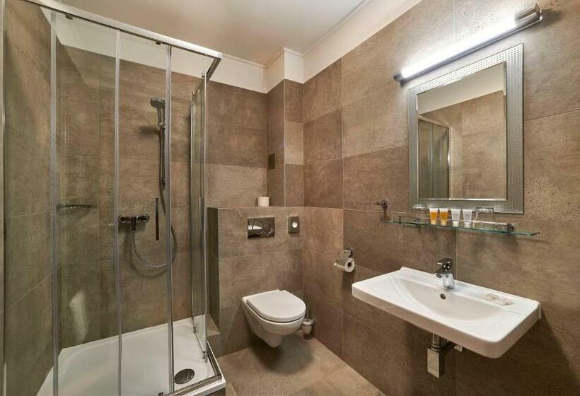 膳宿费 Penzión Skalica