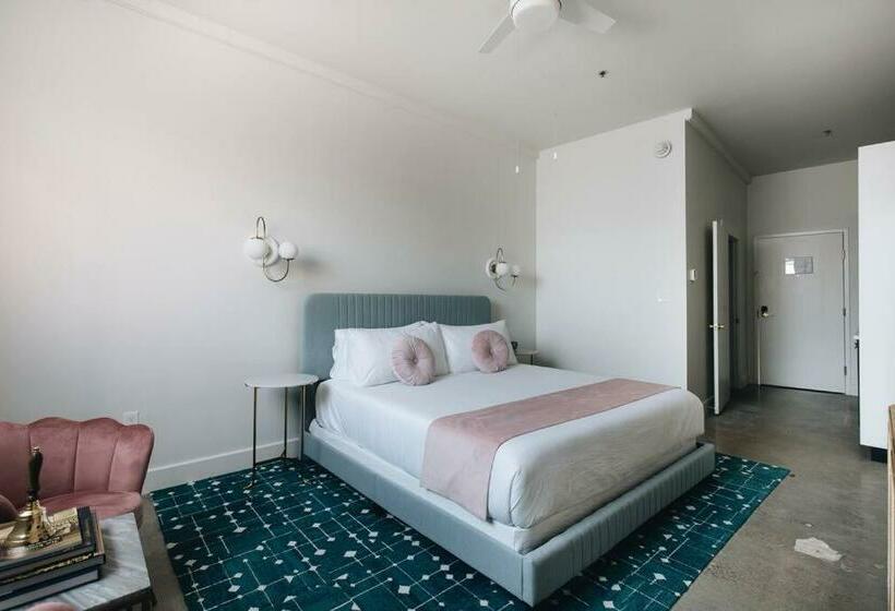 ユースホステル Fernwood Suite 103 At The Bellwether