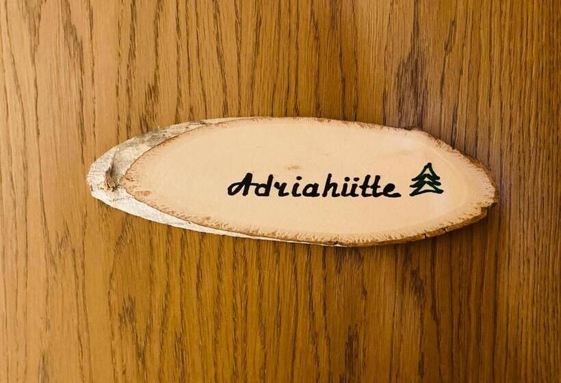 تختخواب و صبحانه Almhütte Zwei Welten