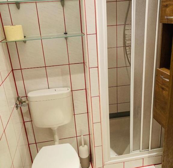 تختخواب و صبحانه Almhütte Zwei Welten