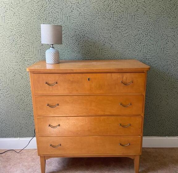 Elisabets Vandrarhem Hemse