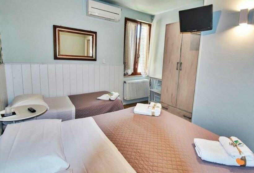 مبيت وإفطار Del Castello