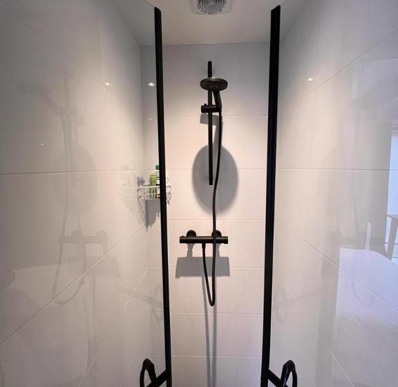 住宿加早餐  De Merel