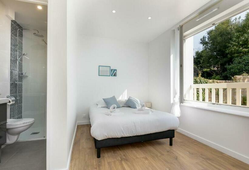 ベッドアンドブレックファースト La Belle Poule : Chambre Spacieuse Avec Sdb Privative, Cuisine Et Salon Partagés, Terrasse, Proche F