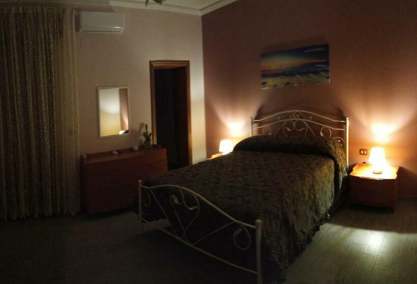 تختخواب و صبحانه Soleluna 319