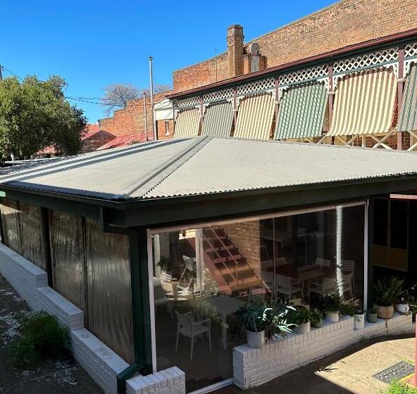 צימר The Fed And Bed Temora