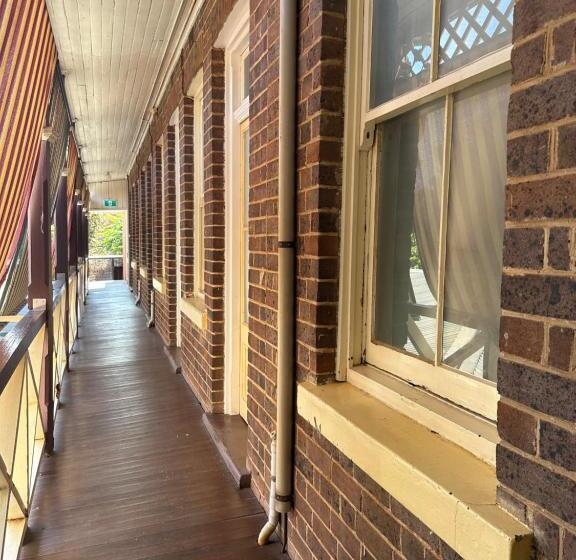 צימר The Fed And Bed Temora