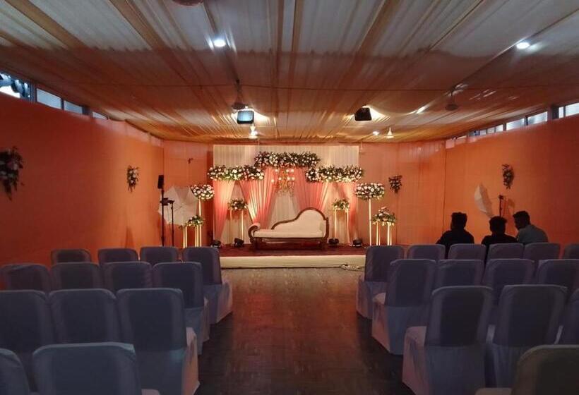 Click Hotel Guwahati