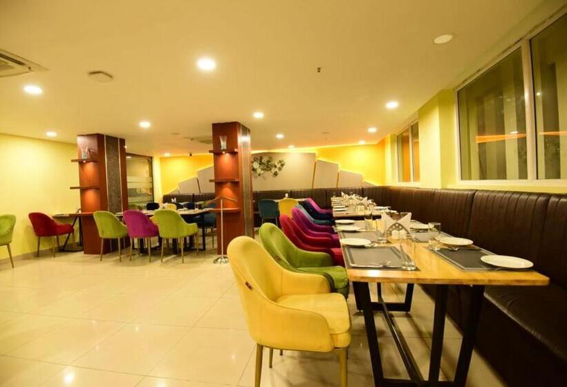 Click Hotel Guwahati