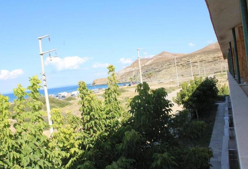 Gökçeada Batihan Otel