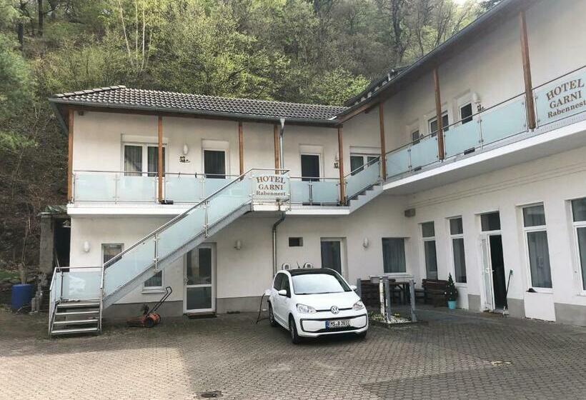 ホテル Garni Rabennest