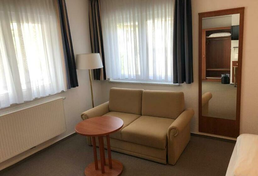 فندق Garni Rabennest