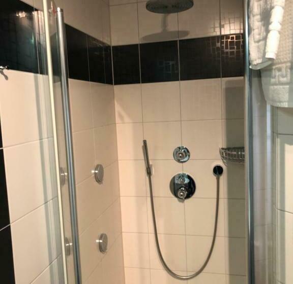 فندق Garni Rabennest