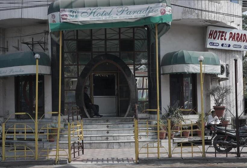 ホテル Paradise By Wb Inn