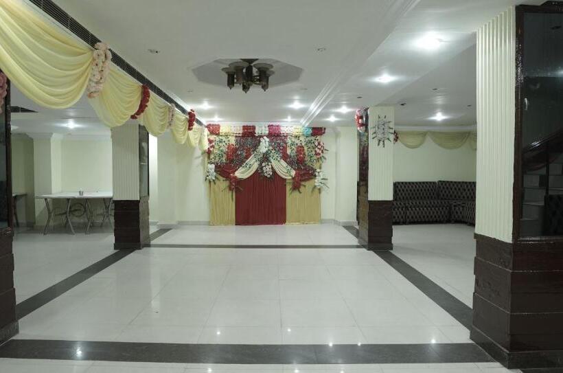 ホテル Paradise By Wb Inn