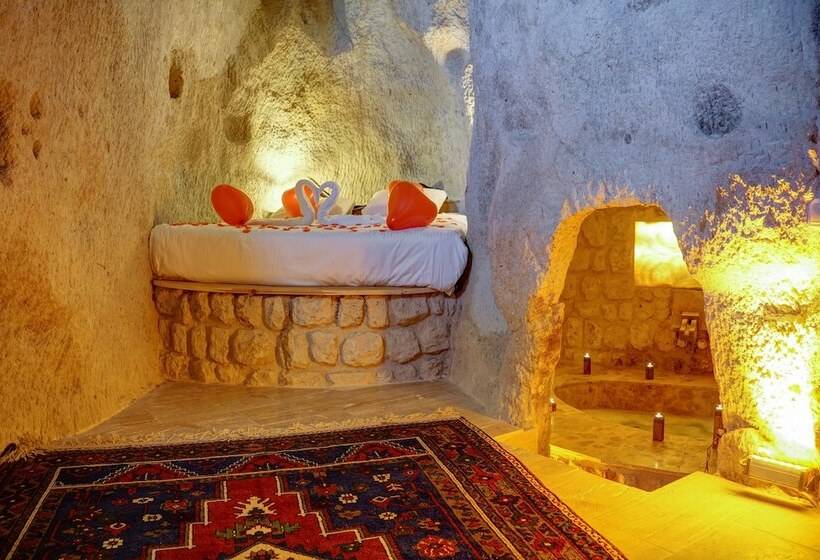 בית מלון כפרי Saliche Cave Suite