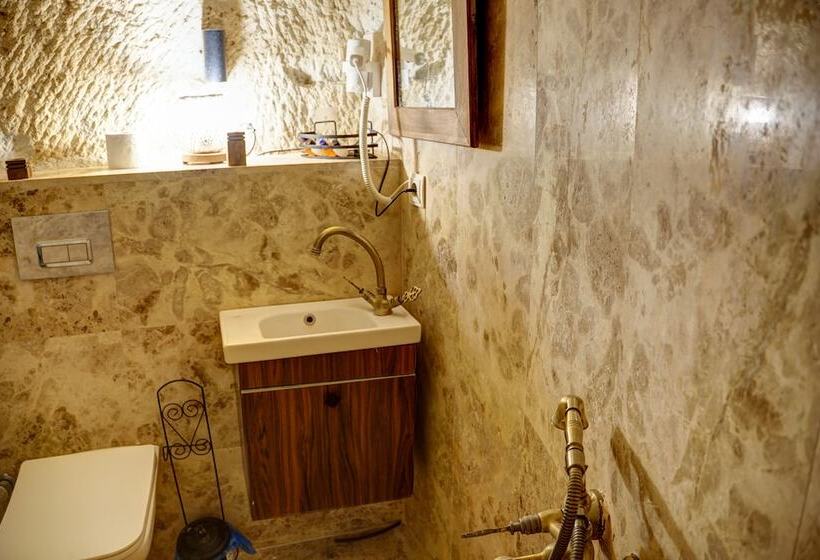 בית מלון כפרי Saliche Cave Suite