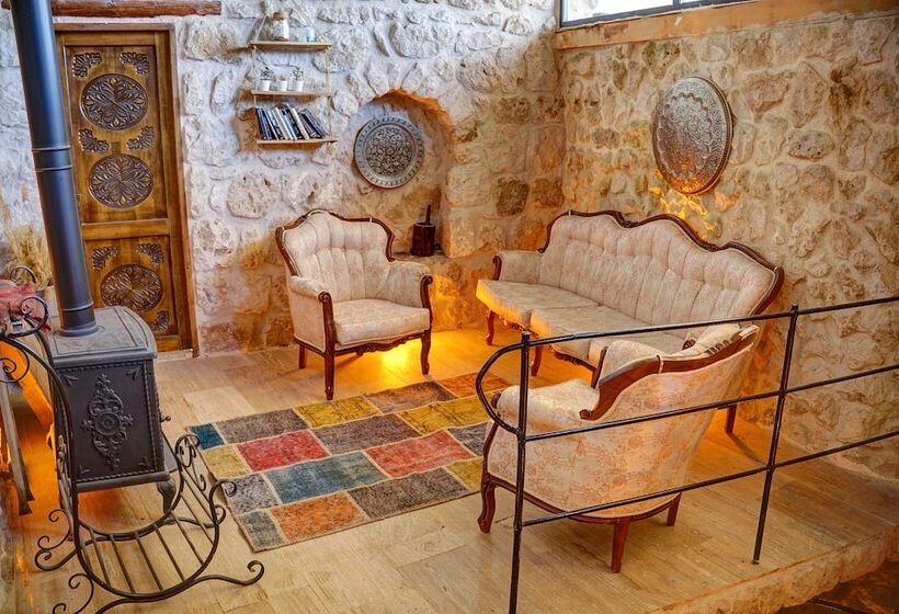 בית מלון כפרי Saliche Cave Suite