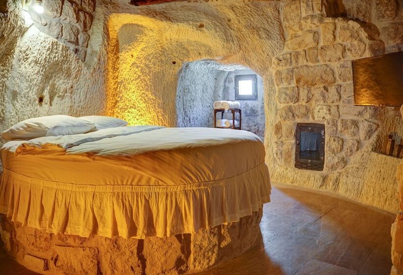 בית מלון כפרי Saliche Cave Suite