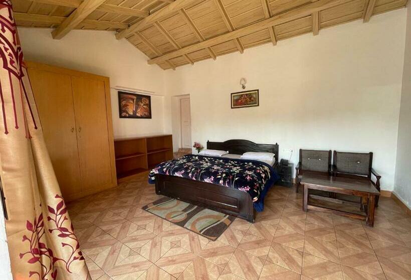 בית מלון כפרי Shri Shail Inn