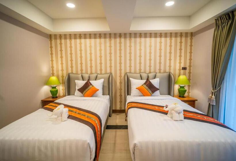 Siri Nakornpink Chiang Mai Hotel Sha Plus