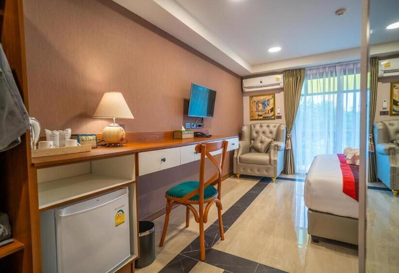 Siri Nakornpink Chiang Mai Hotel Sha Plus