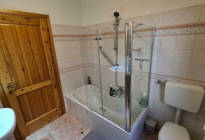 פנסיון Independent Chalet With Breathtaking View