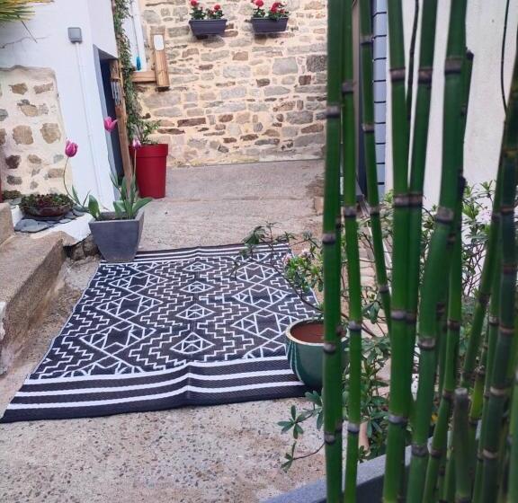 مبيت وإفطار Chambrecosy Salle De Bain Privée