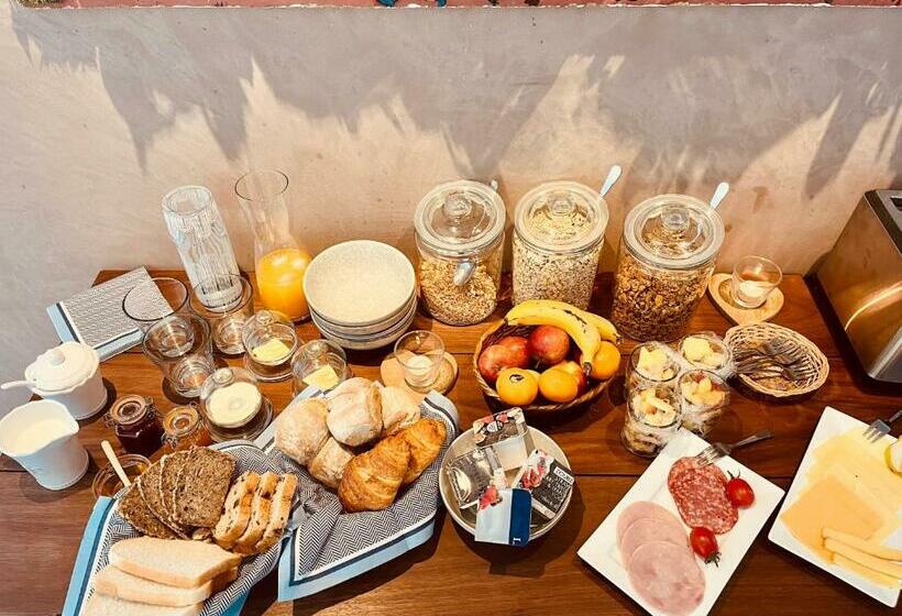 צימר Explorer Guesthouse