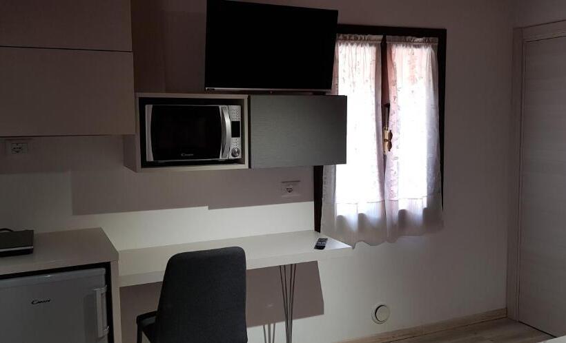 Bed and Breakfast Smartroom Lula